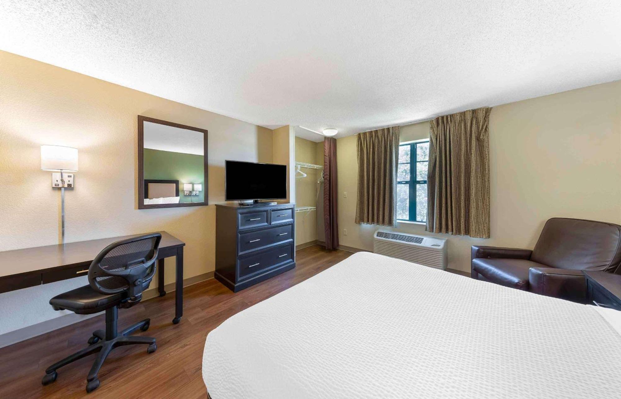 Extended Stay America Select Suites - Phoenix - Deer Valley Eksteriør billede