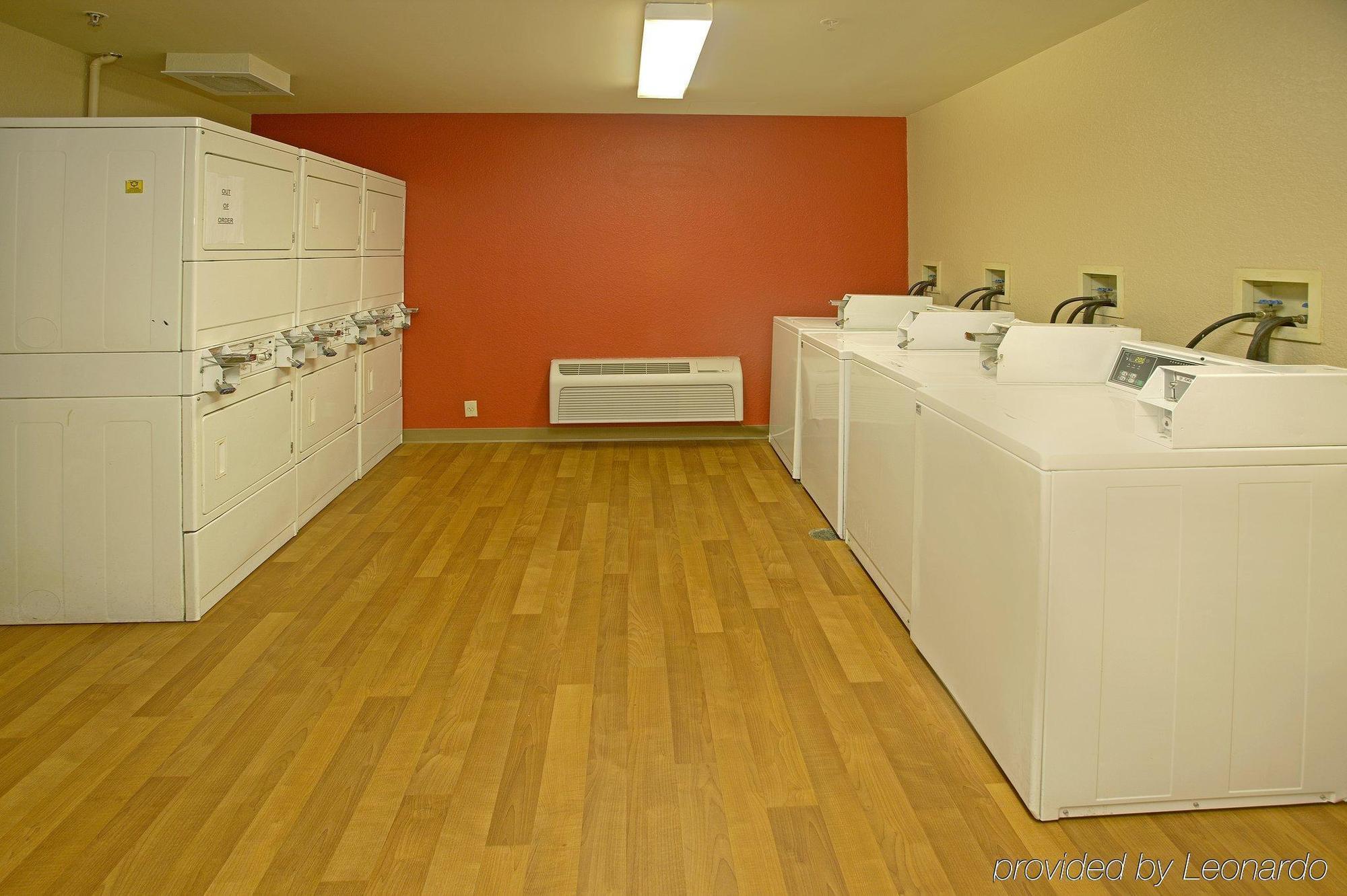 Extended Stay America Select Suites - Phoenix - Deer Valley Eksteriør billede